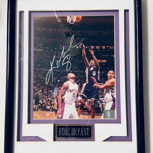 Kobe Bryant Autograph